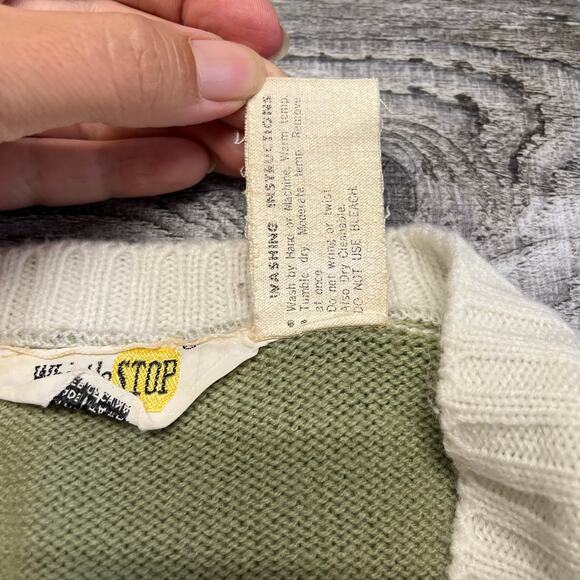 Vintage‎ 70s Whistle Stop Zig Zag Striped Womens M V-Neck Acrylic Knit Sweater - Picture 5 of 8